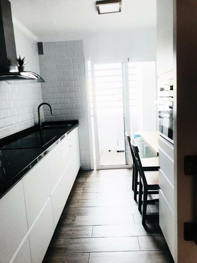 Apartment Sweethomeadeje *